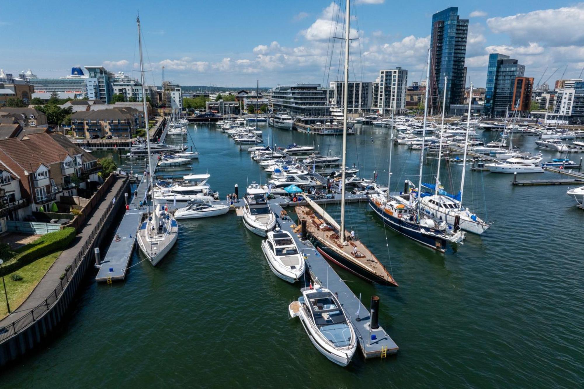 The Greenwich - Two Bedroom Apartment With Parking, Close To Ferry Terminals Southampton Exterior foto